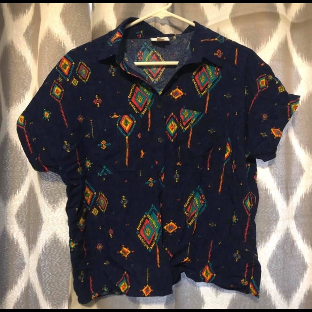 BNWT Lularoe Amy size small